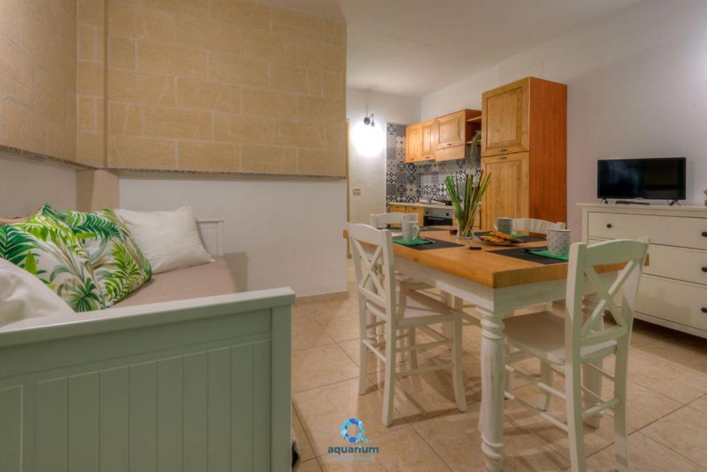 Aquarium Residence San Pietro in Bevagna Bagian luar foto