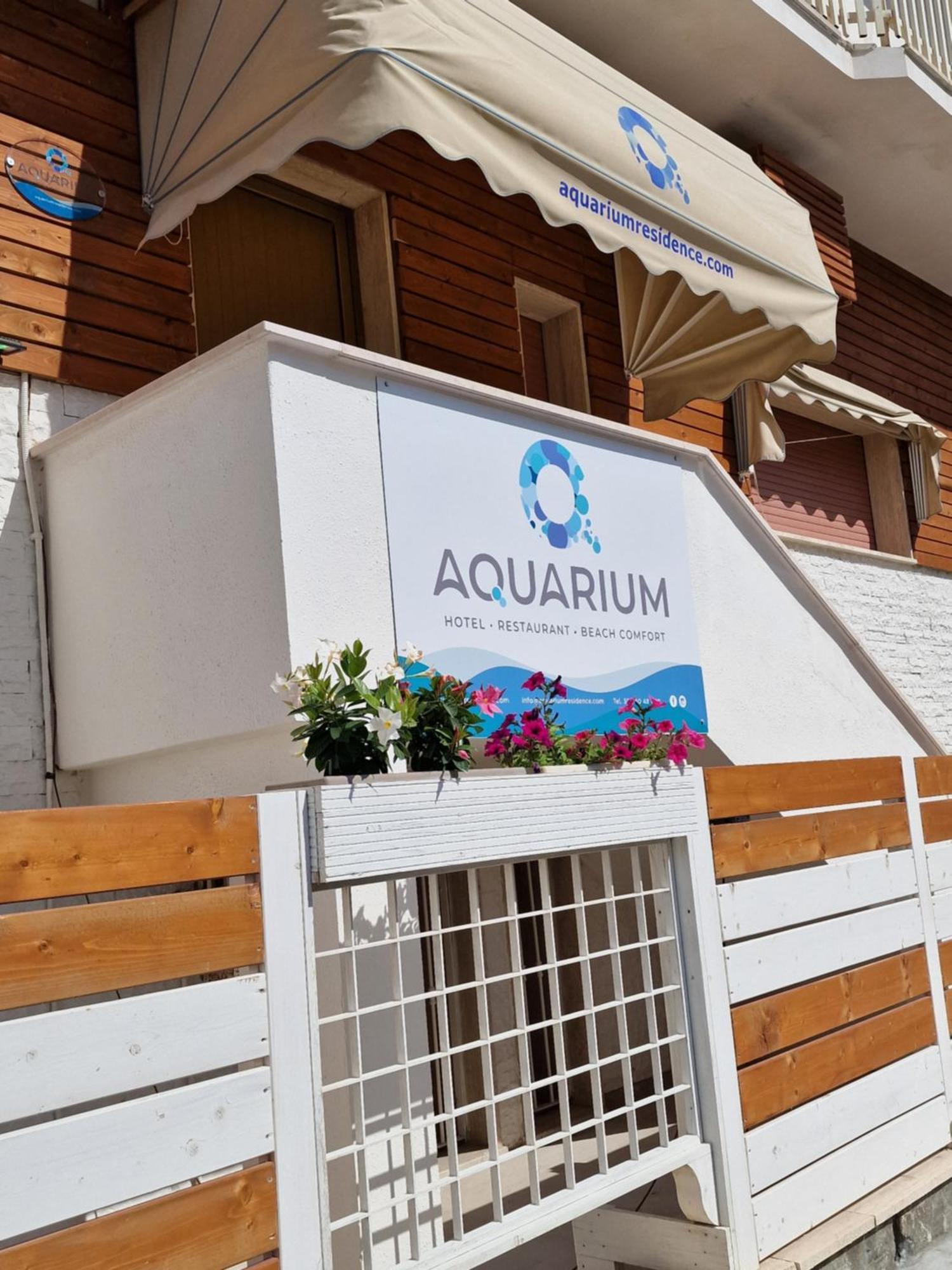 Aquarium Residence San Pietro in Bevagna Bagian luar foto