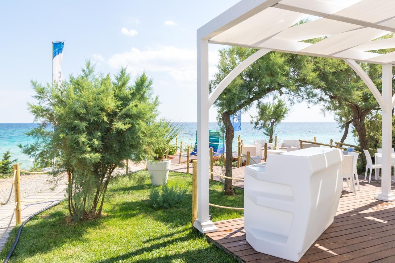 Aquarium Residence San Pietro in Bevagna Bagian luar foto