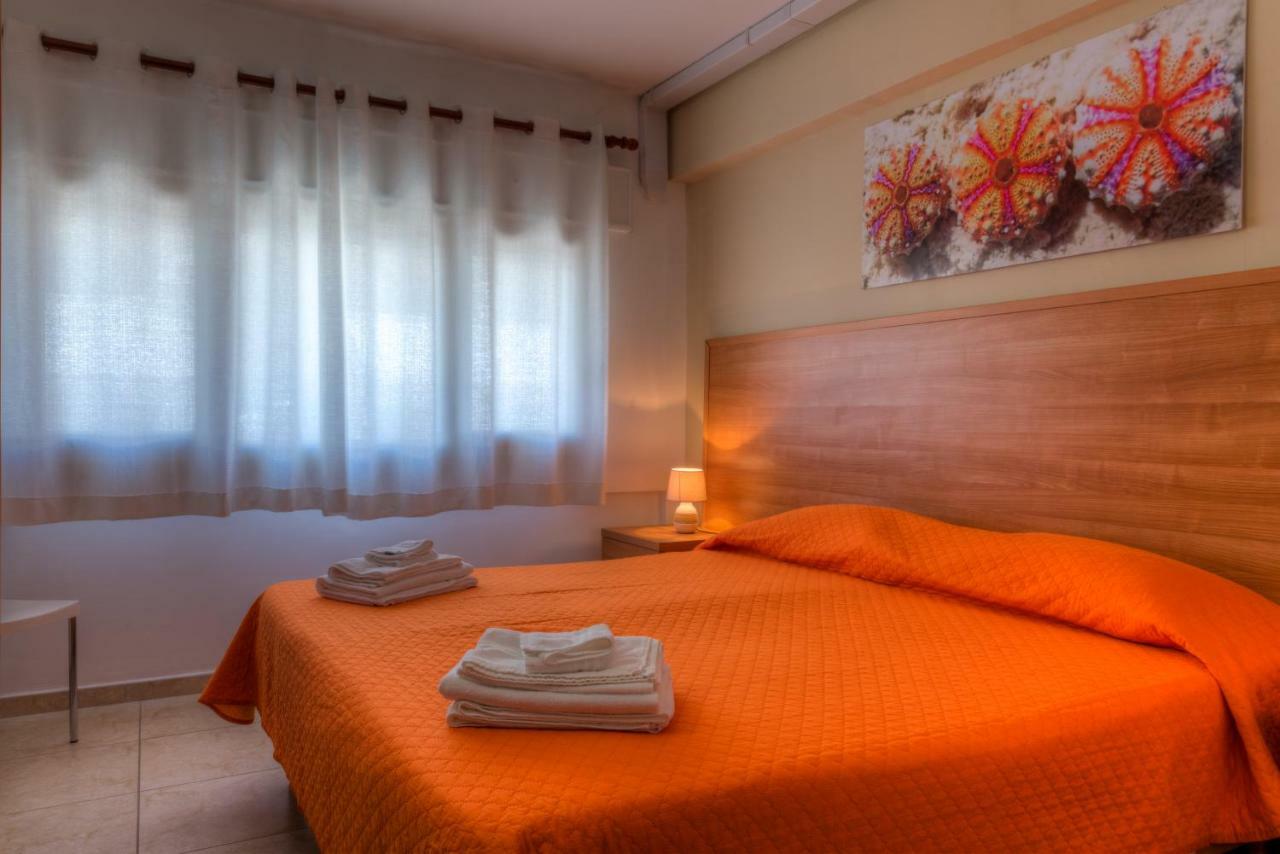 Aquarium Residence San Pietro in Bevagna Bagian luar foto