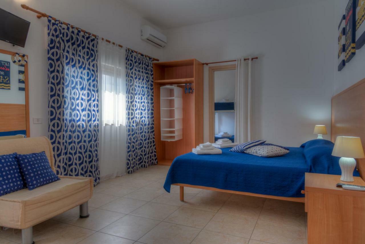 Aquarium Residence San Pietro in Bevagna Bagian luar foto
